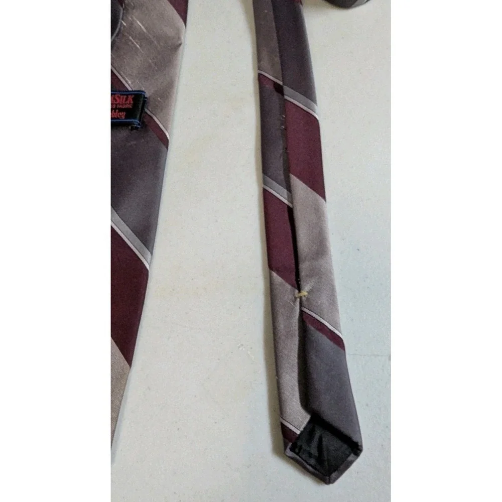Vintage Wembley WemSilk Tie Mens Burgundy Grey Silver Striped Silk Blend Retro